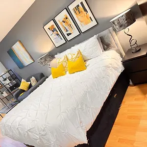 Perfectly Located Centre - West One With Free Wifi, Gym Access, Netflix Sheffield